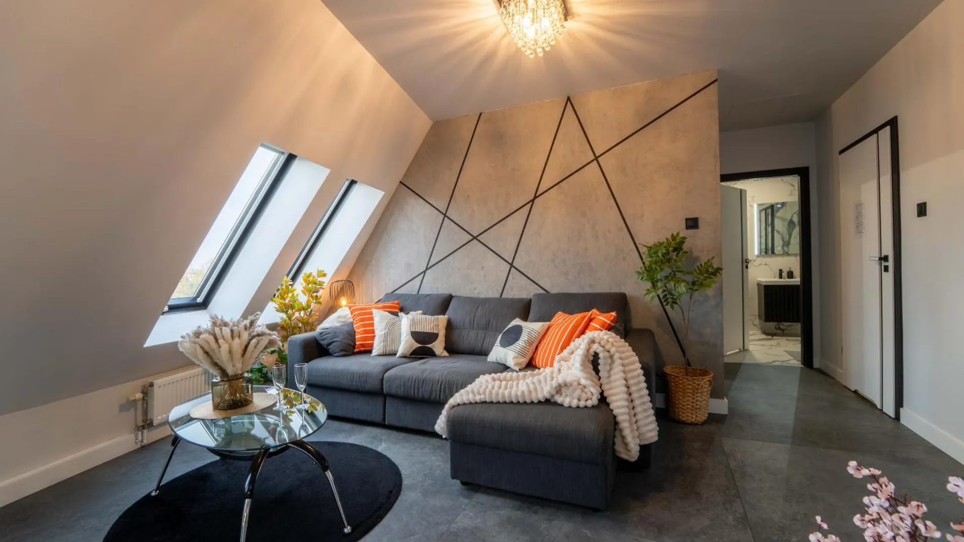 Luksusowy Apartament W Samym Centrum Miasta Wroclaw Poland
