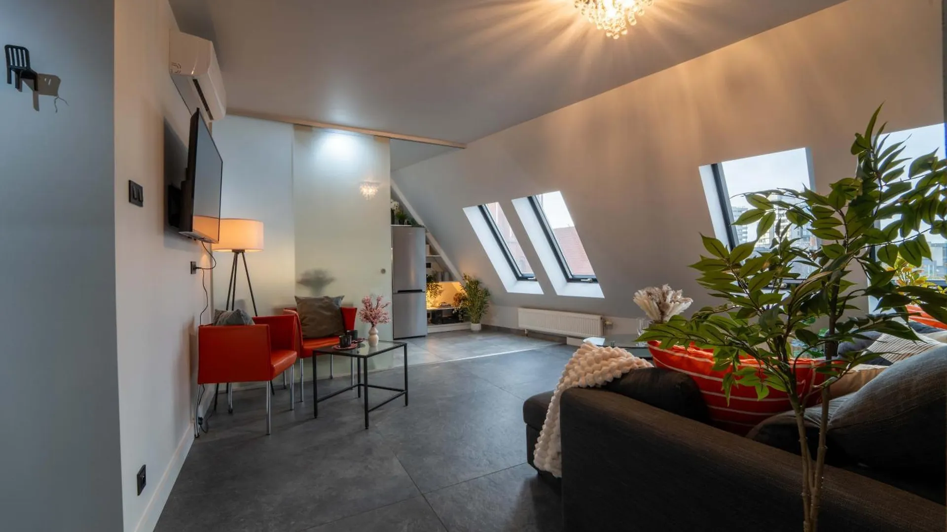 Luksusowy Apartament W Samym Centrum Miasta Wroclaw Apartment