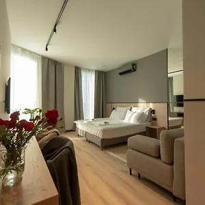  Апартаменты Sarnia Point Prestige