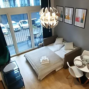 Droinvest Zarembowicza 33 Lotnisko Airport Apartment